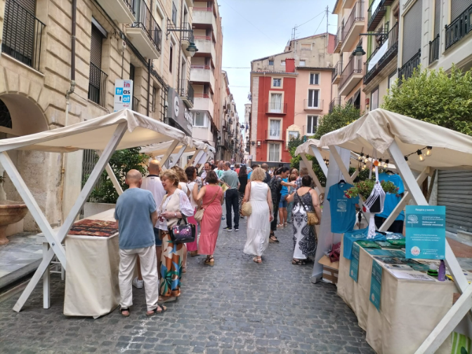 Tragaluz - Joanfran Rozalén presenta la segona edició de Carrer Solidari que serà aquest dissabte al carrer Mossèn Torregrosa episode artwork