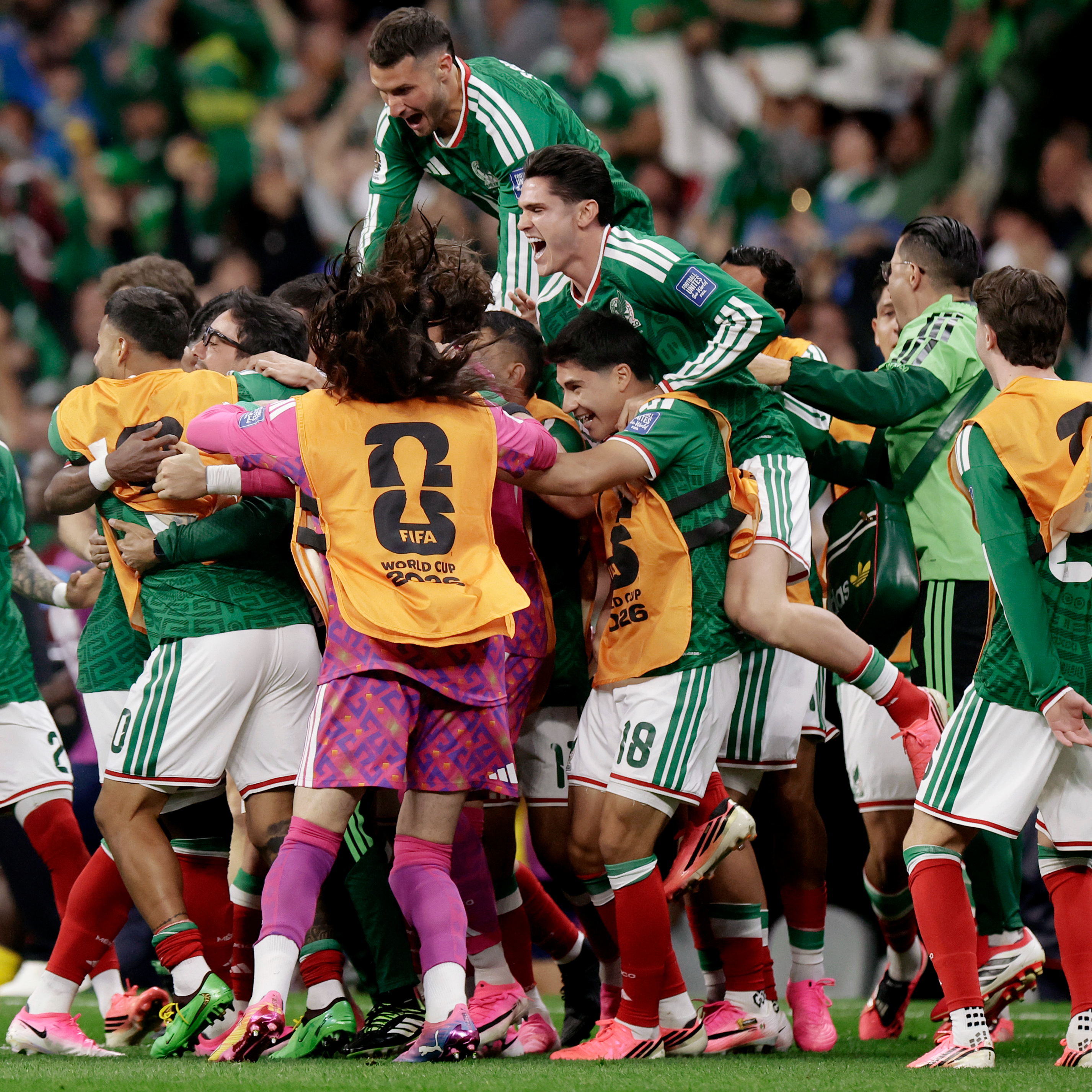 Los goles del México 2 - 0 Ecuador | Brillantes los de Aguirre, decepción ecuatoriana