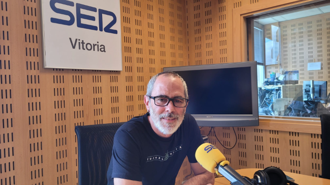 Entrevista a Ibón San Saturnino, responsable político de EH Bildu en Araba episode artwork