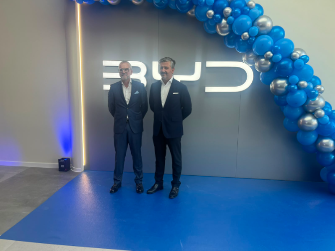 Inauguración del concesionario BYD en Albacete - Autos Carretero Tech episode artwork