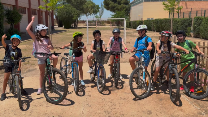 En Santa Ana, al cole en bici o andando episode artwork