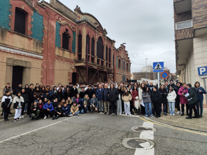 El IES Valle del Cidacos de Calahorra publicará un libro en homenaje a los primeros alumnos en su 80 aniversario episode artwork