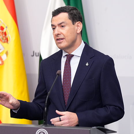 La Entrevista | Juanma Moreno señala que hay 19 desaparecidos en el incendio de Los Gallardos: "Los caminos pueden ser una ratonera"