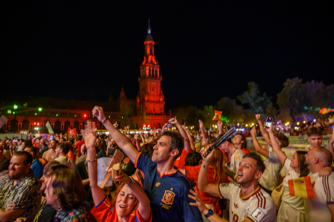 Francisco Toscano, subdelegado del Gobierno en Sevilla, sobre la jornada de la final del Mundial 2026: "Que planifiquemos con tiempo nuestro regreso de zonas de ocio y vacacionales" episode artwork
