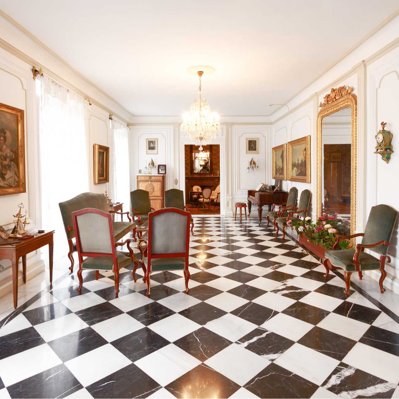 El Palacio de los Mencos de Tafalla se convierte en el escenario de un "robo"