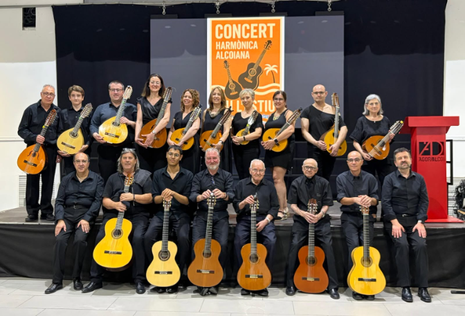 L'Harmònica Alcoiana ofereix un concert a Benilloba amb motiu del cicle 'Plectograma'_Entrevista al director Jose Alvado