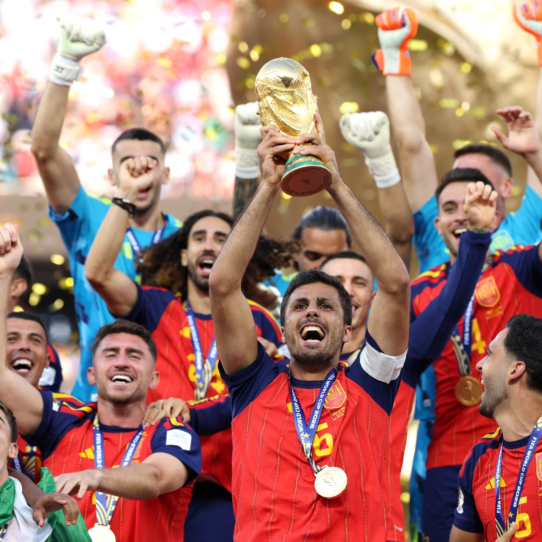 El Larguero completo | ¡España es campeona del mundo! Protagonistas, análisis, reacciones... en un programa para el recuerdo