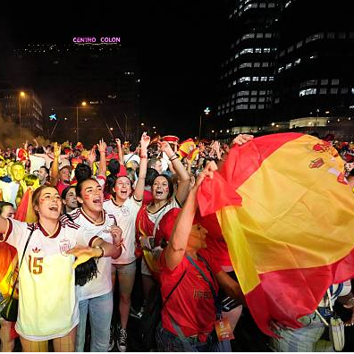 La Ventana a las 16h | ¿Qué efectos tiene una victoria deportiva en la política nacional?