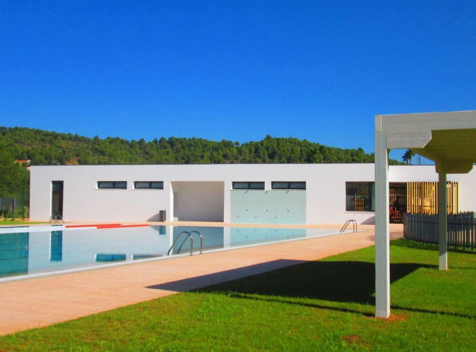 El coste económico que supone el cierre de las piscinas por defecaciones episode artwork