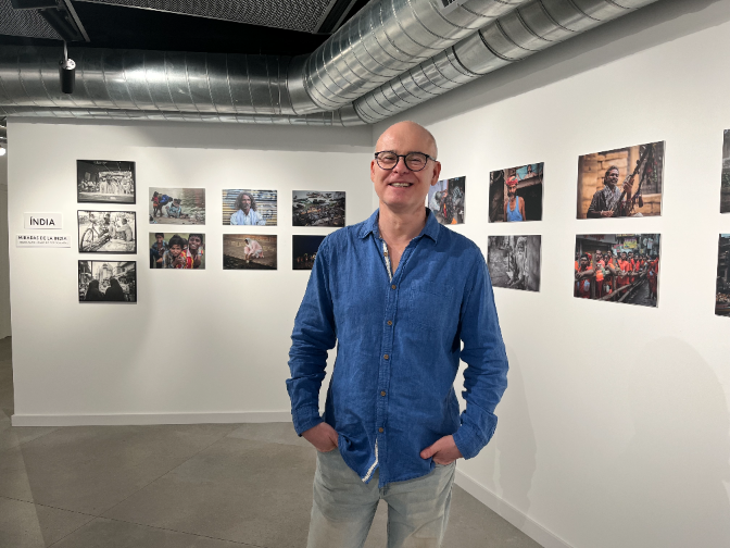 Tragaluz-Entrevista a Dani Méndez per la seua exposició fotogràfica "Veus de l'ànima"