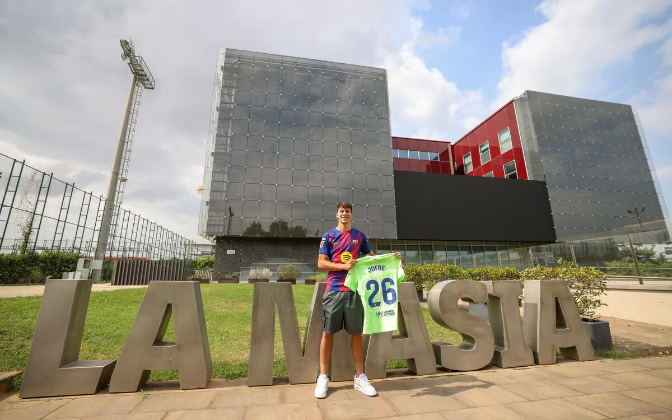 Jofre Torrents sortirà cedit: Ajax i Racing entre les primeres opcions sobre la taula