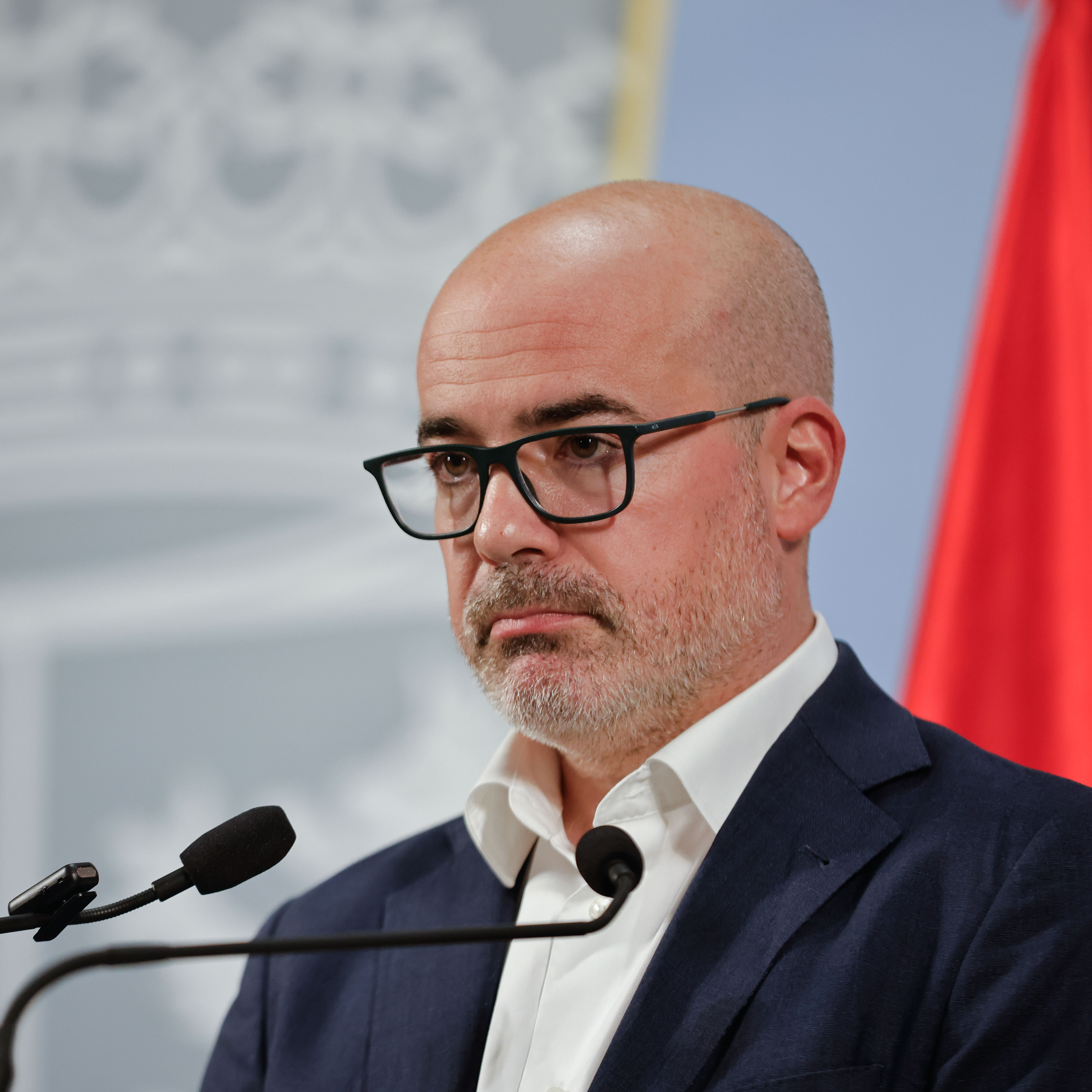 Francisco Martín, delegado del Gobierno en Madrid, actualiza la situación de los incendios que afectan a la comunidad
