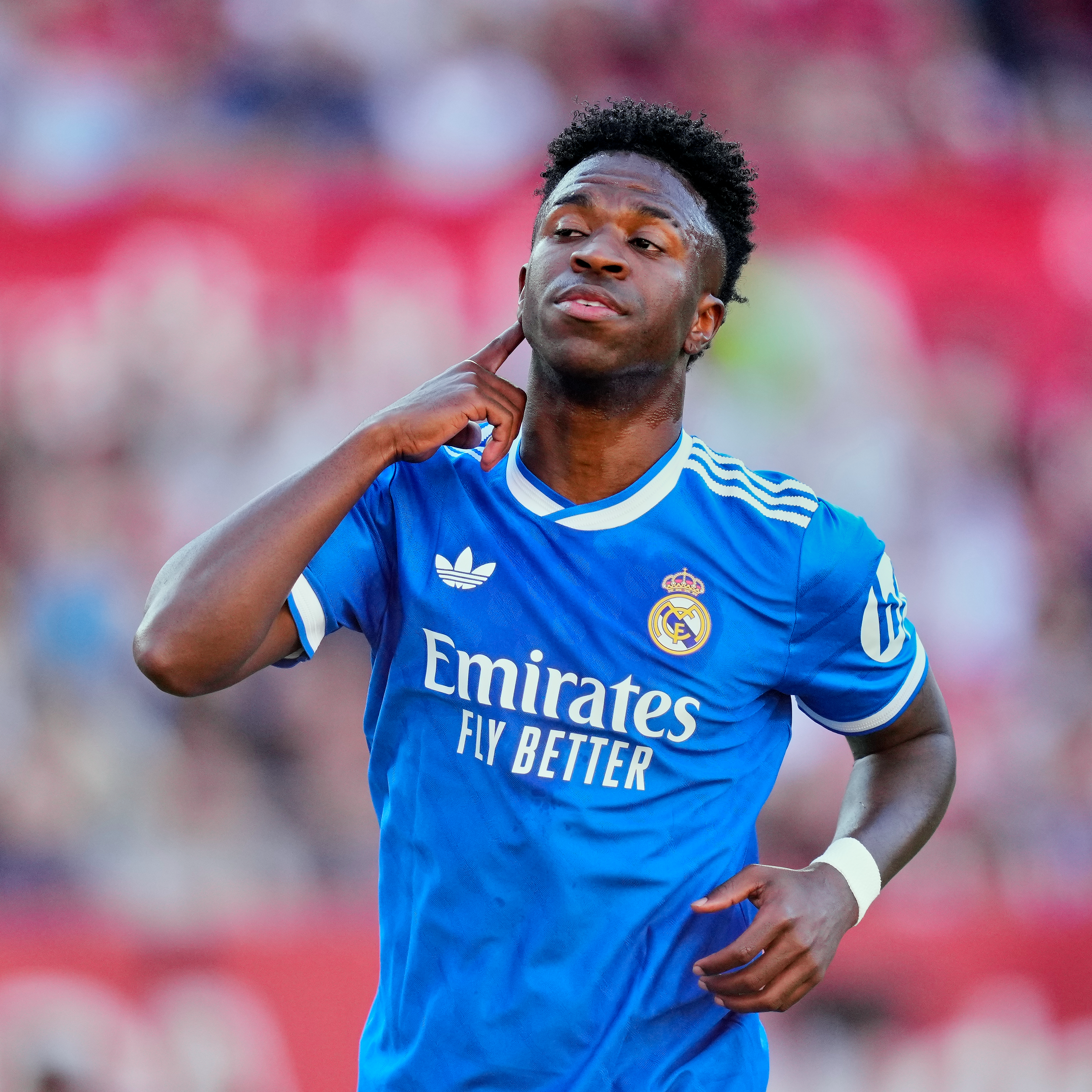 El Análisis | El Real Madrid pone la pelota en el tejado de Vinicius con el fichaje de Diomande: "Si no quiere renovar, ya tiene a un sustituto"