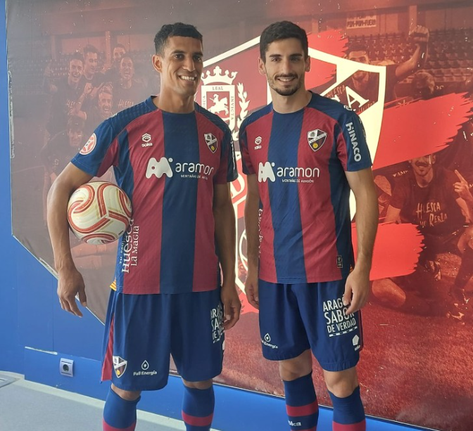Pascu en su presentación como nuevo jugador de la SD Huesca episode artwork