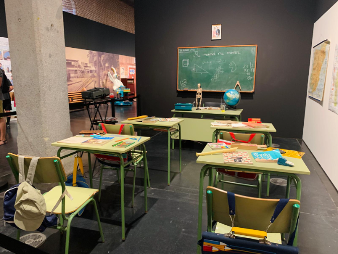 La exposición que te lleva a los años de Espinete, las cintas de cassette y Verano Azul