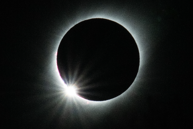 Imagen de Guía para no perderse los momentos clave del eclipse total solar