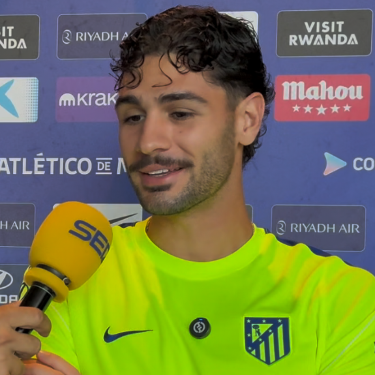 Entrevista | Johnny Cardoso: "El dinero puede marcar la diferencia, pero en el Atlético de Madrid veo pasión, compañerismo y dedicación"