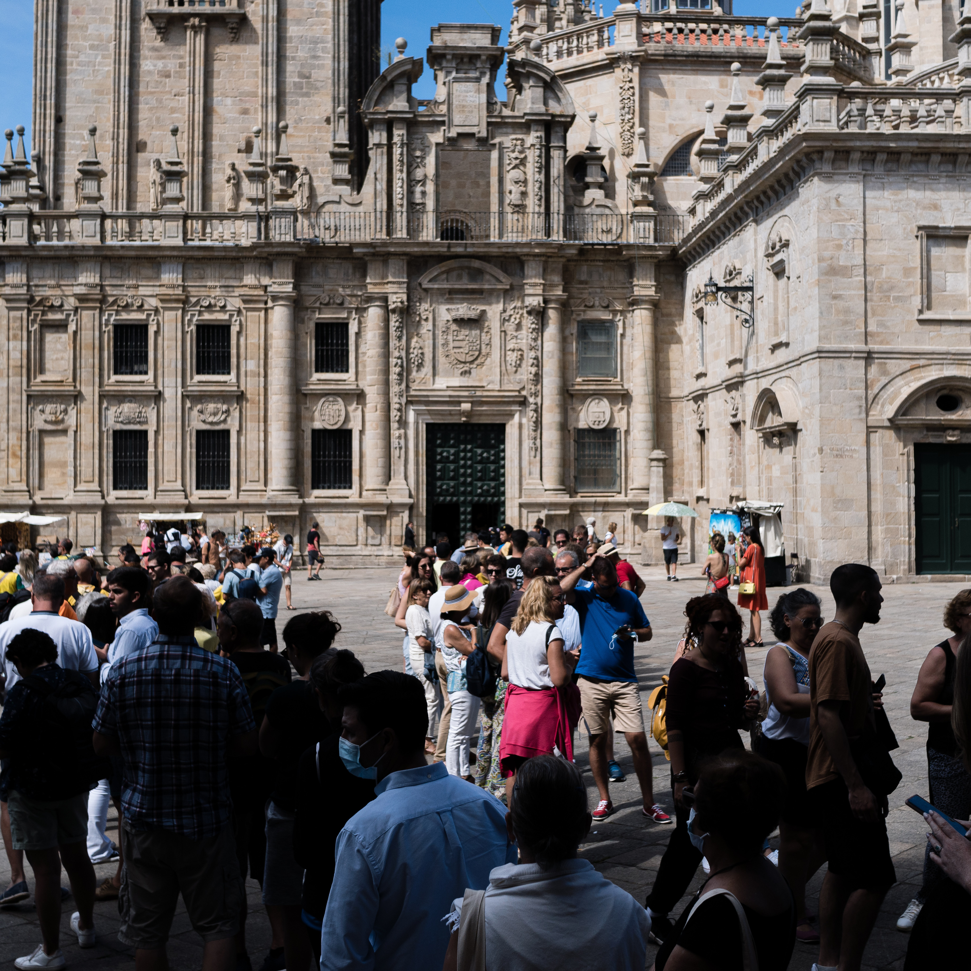 "Tenemos que pedir permiso para movernos por nuestra ciudad"