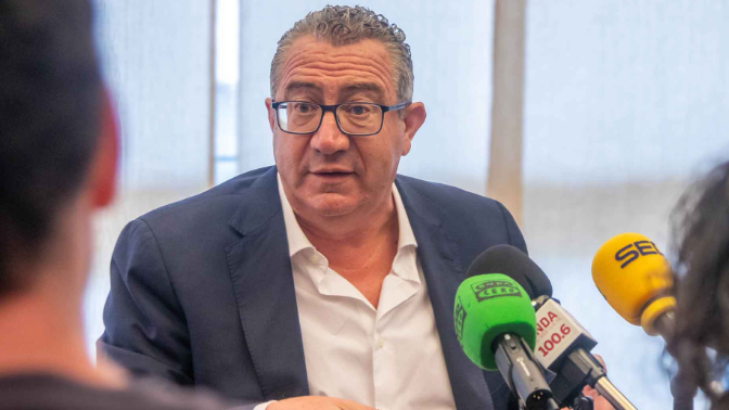 El alcalde de Benidorm, Toni Pérez, explica la reducción del préstamo del FIE episode artwork