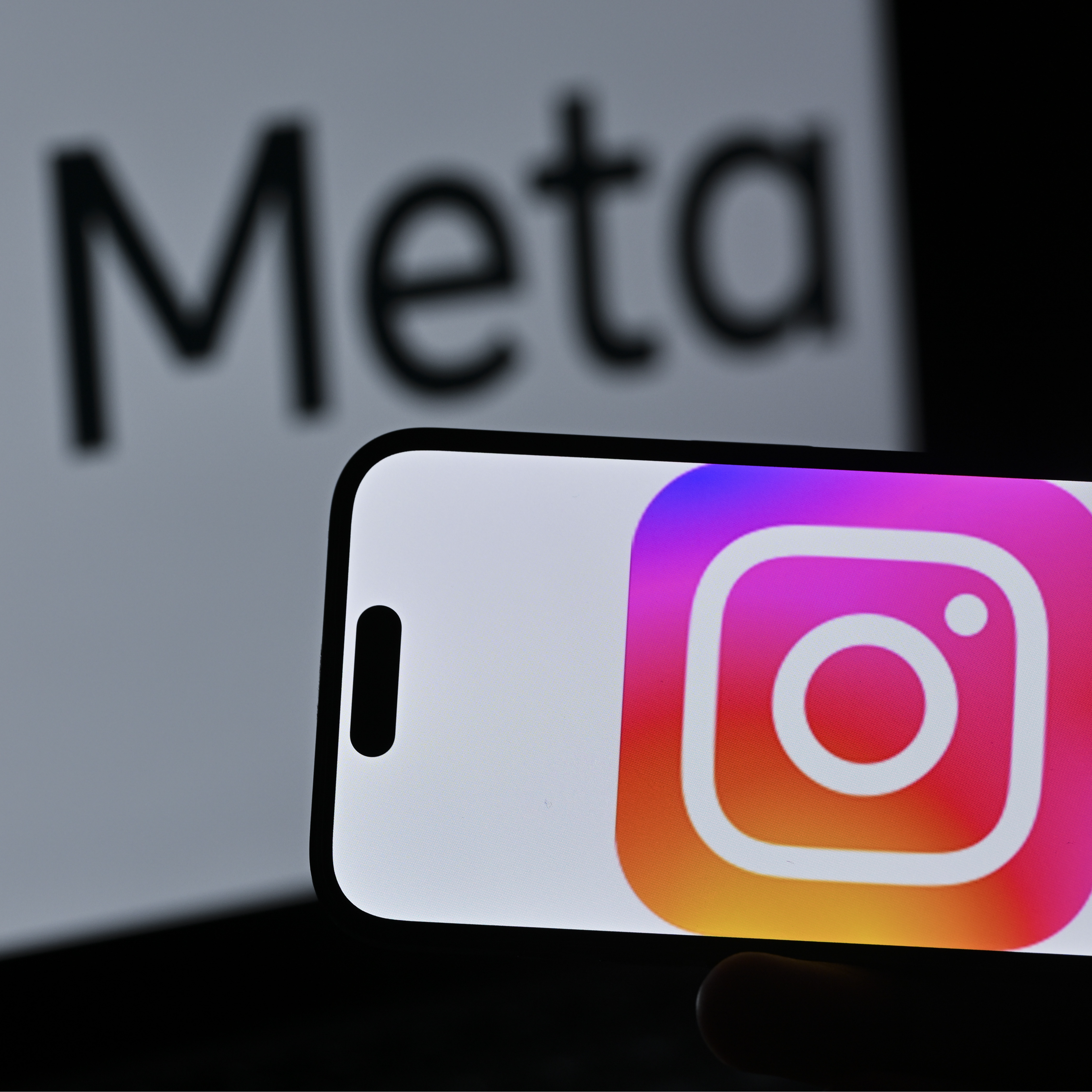 Hora 14 Fin de Semana | Las medidas de Meta no convencen: persisten las dudas sobre la adicción digital