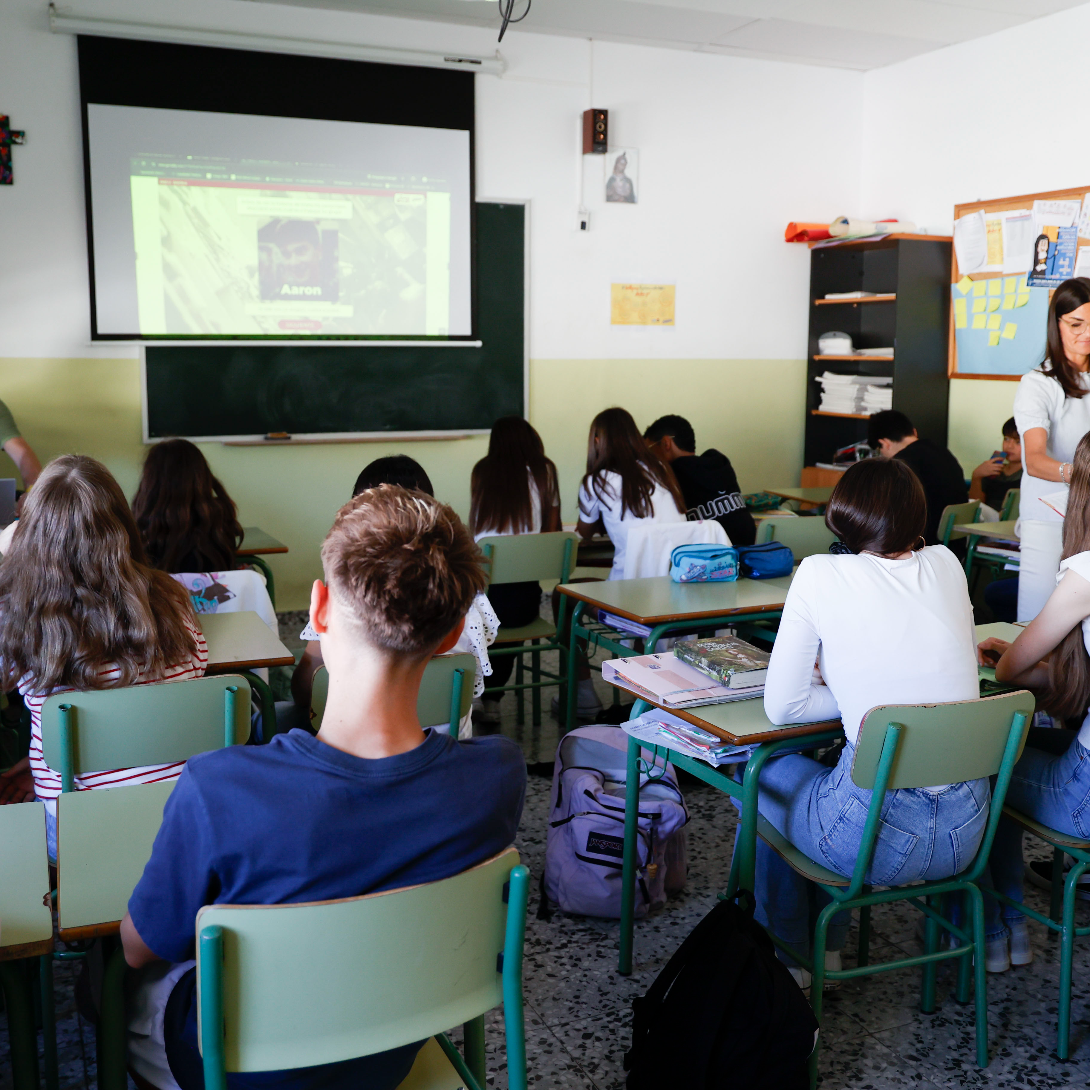 Hora 14 Fin de Semana | Menos alumnos por aula y más recursos: las reivindicaciones que marcan el inicio de curso educativo