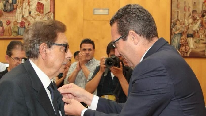 Fallece Casimiro Vila presidente del Doble Amor de Benidorm por más de 40 años episode artwork