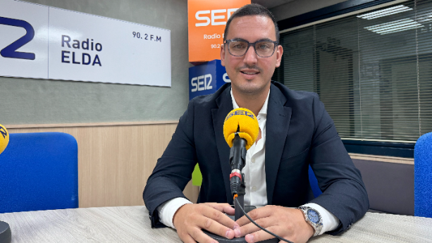 Víctor Lafuente, director deportivo del CD Eldense, hace balance del mercado de fichajes episode artwork