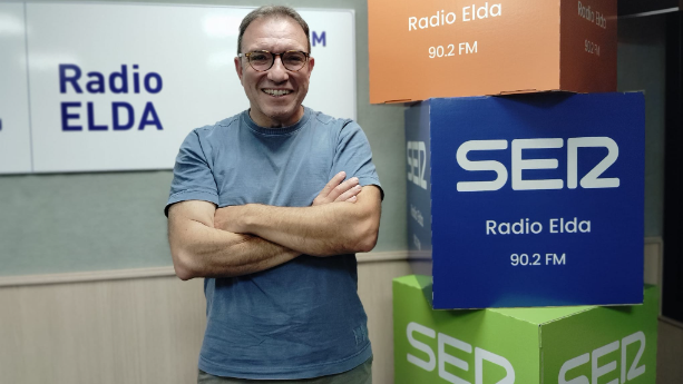 José Javier Santa, pregonero de las Fiestas Mayores de Elda 2026, en Hoy por Hoy Elda Vinalopó episode artwork
