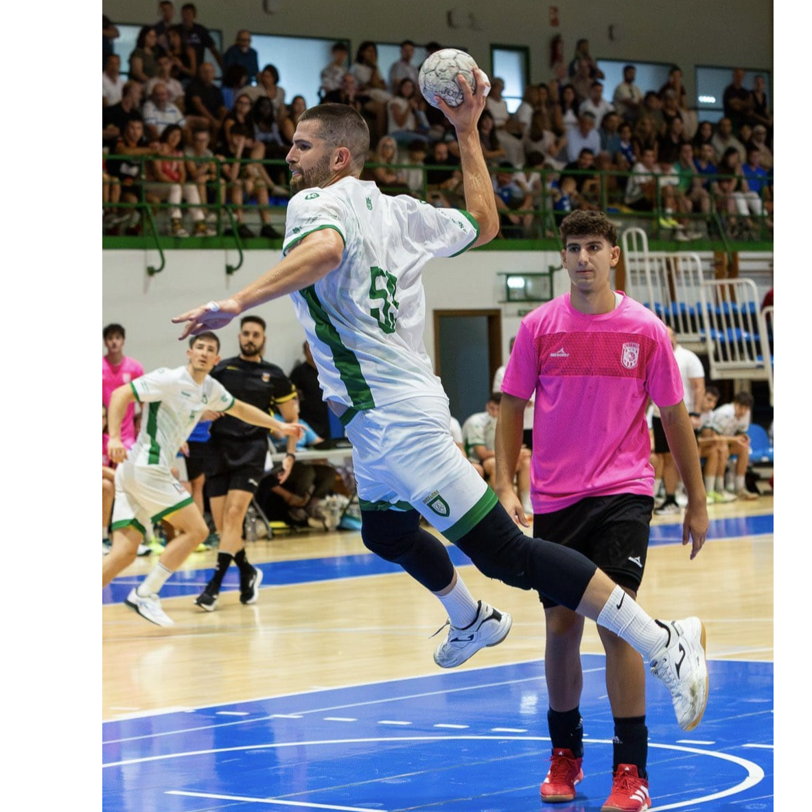 Balonmano con Antonio Bazán ante el inicio de liga del Anaitasuna en su intento de volver a la Asobal con el regreso del capitán episode artwork