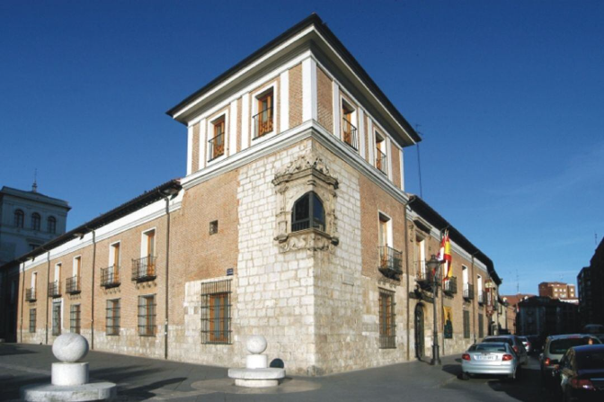 Las Aulas de Cultura de la Diputación encaran un nuevo curso con Felipe II como eje y más de 60 grupos en la comarca de Medina episode artwork
