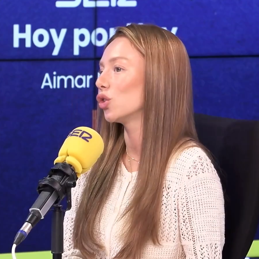 Las entrevistas de Aimar | Ester Expósito: "Prefiero que me pidas una foto a que me grabes como un animal de circo"