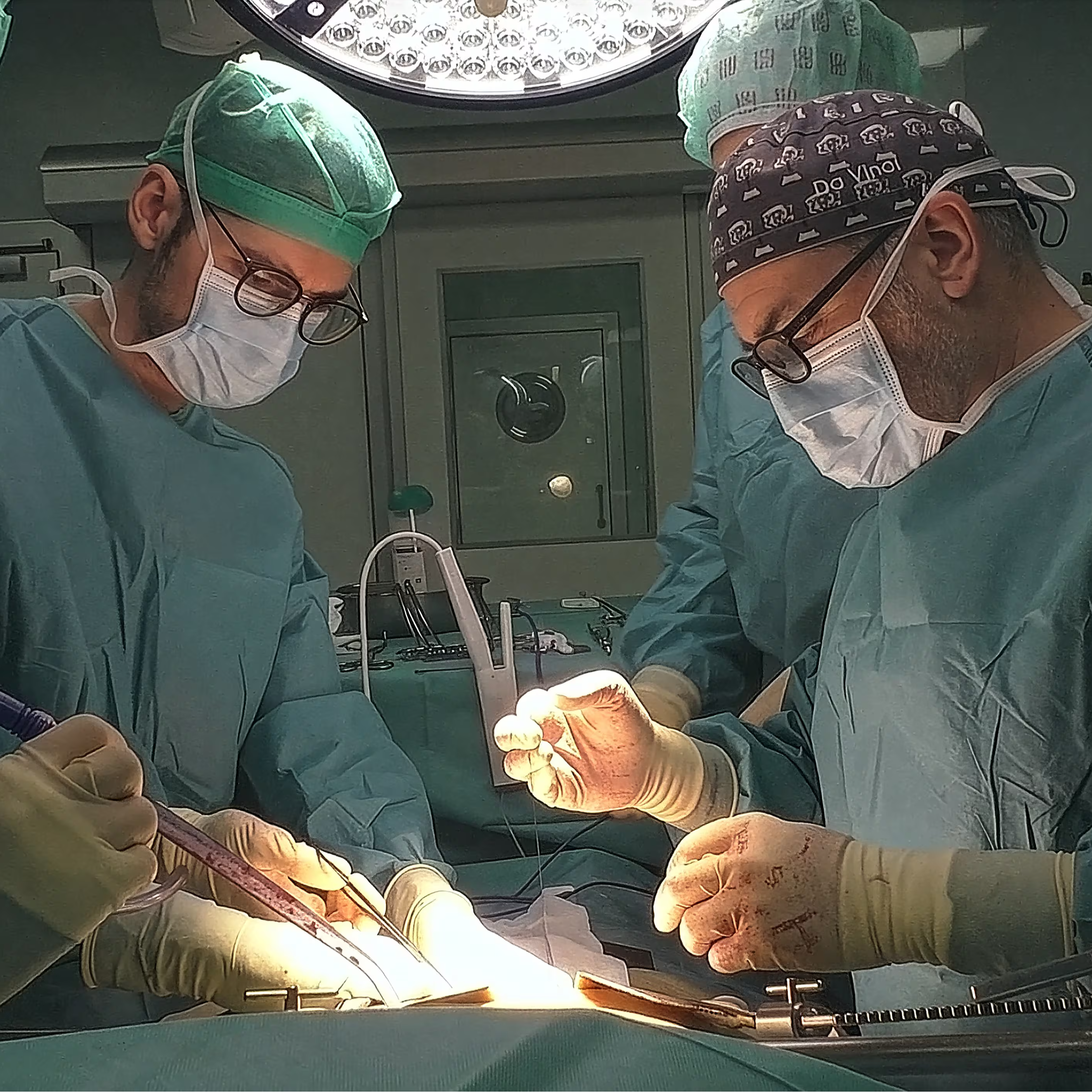 Esperar el doble para operarse: los efectos de retrasar cirugías preferentes de traumatología