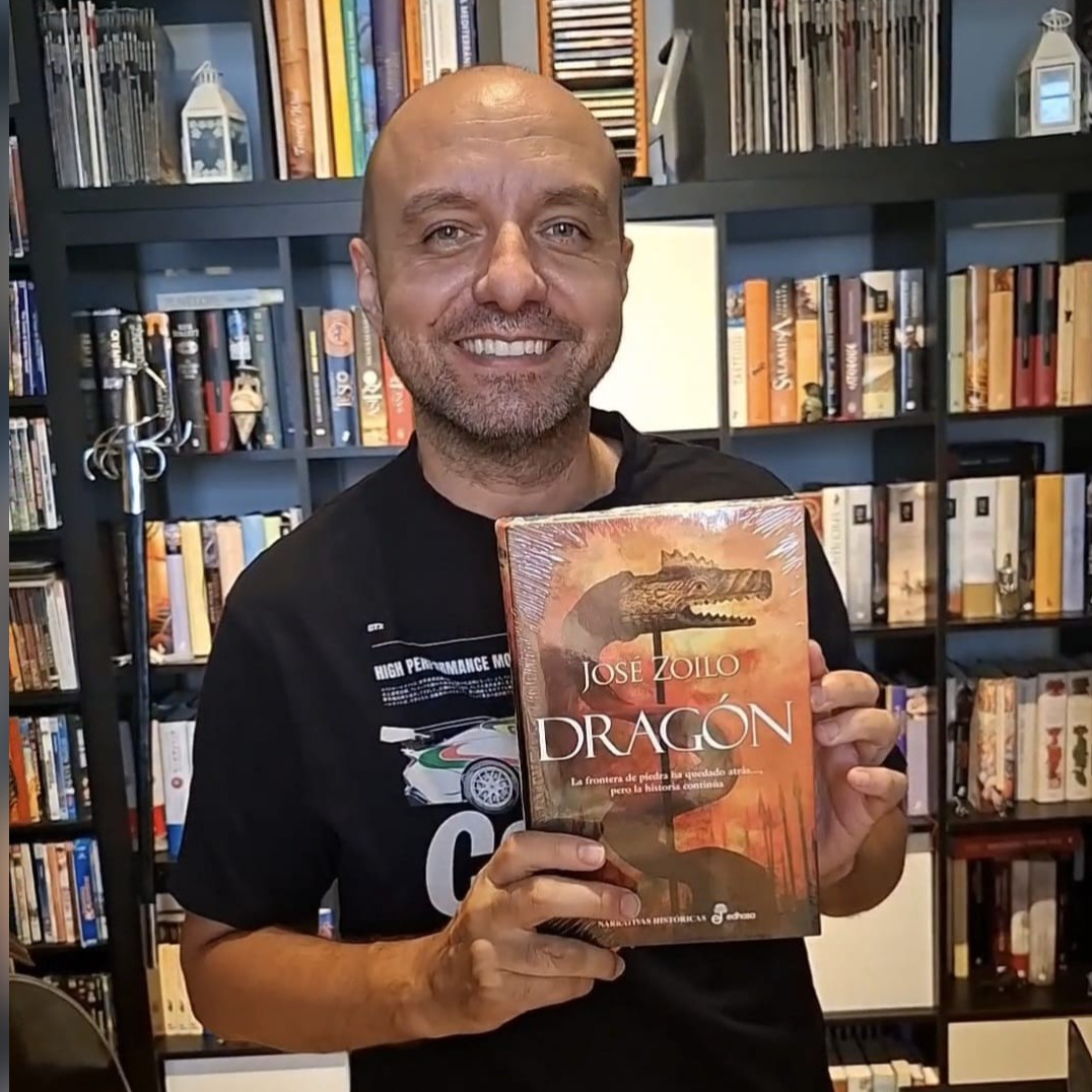 Entrevistamos a José Zoilo, que cierra con la novela ‘Dragón’ la historia que empezó con ‘La frontera de piedra’