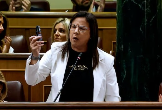 Portada de La mesa de Hora 25