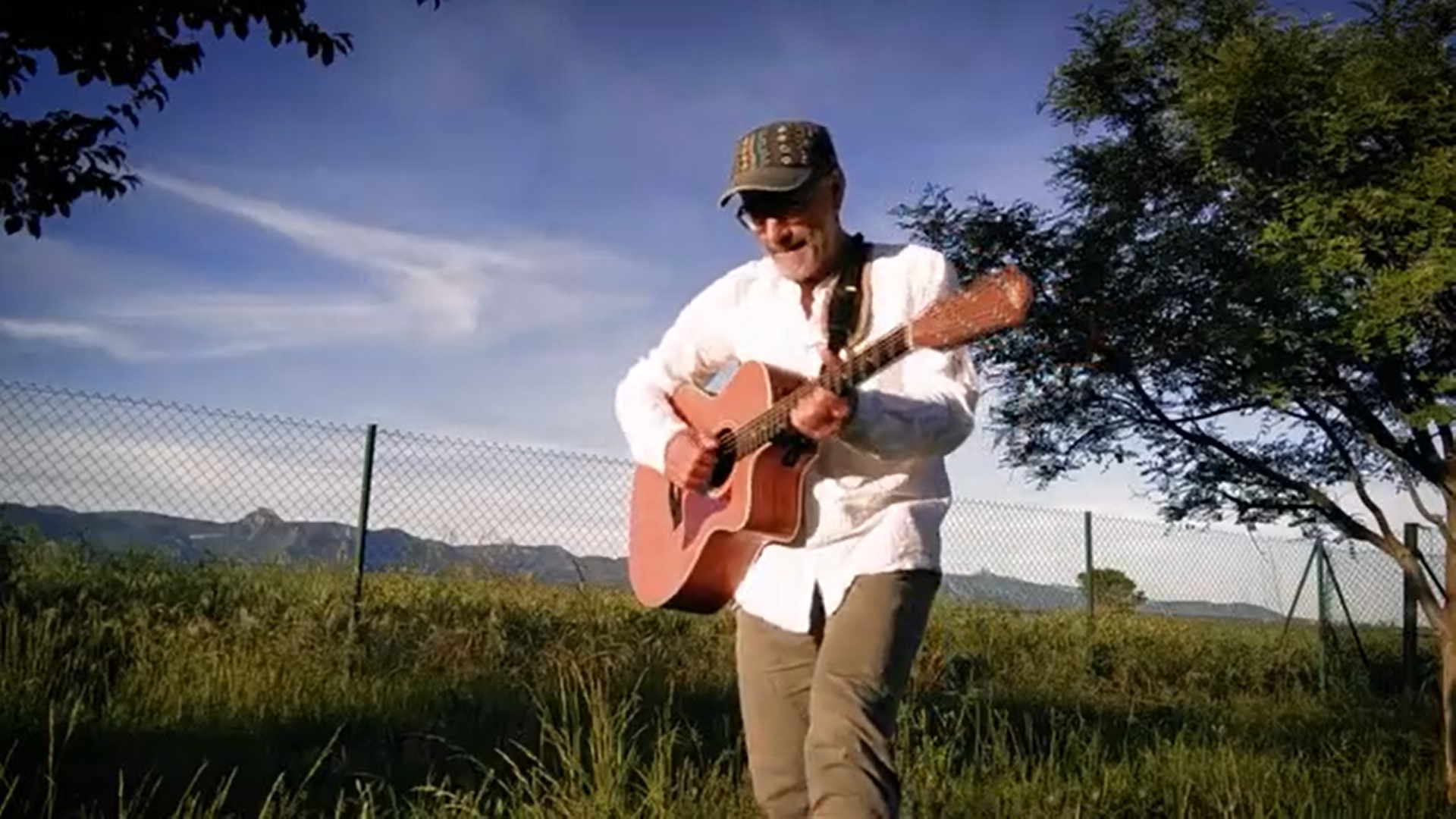 Músicos de Huesca versionan"Agua de Mayo", de Ricardo Constante