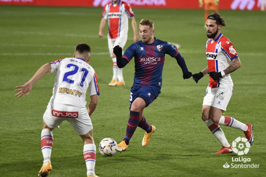 Victoria de la SD Huesca por 1-0 ante el Deportivo Alavés